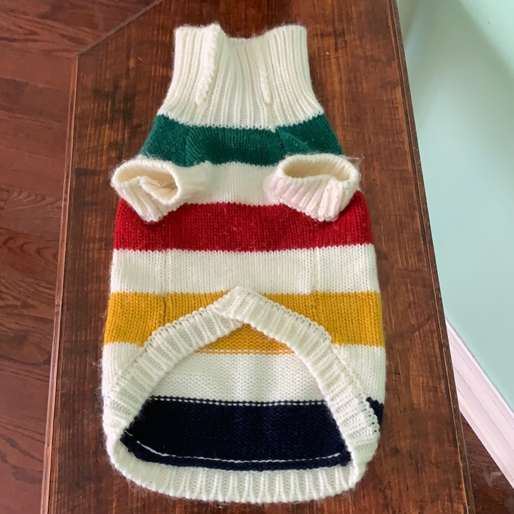 Hudson Bay Company - dog sweater
